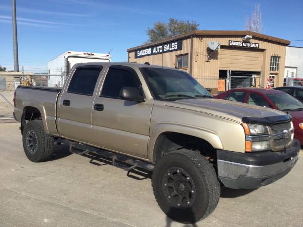 2005 CHEVY SILVERADO CREW CAB LT - cars & trucks - by dealer -... for sale in Lincoln, CO