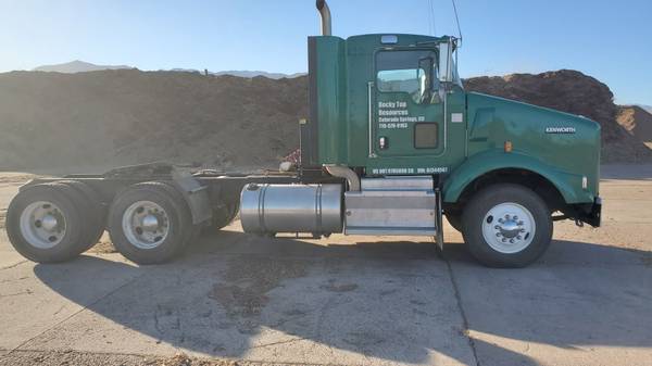 2013 Kenworth T800 - cars & trucks - by owner - vehicle automotive... for sale in Colorado Springs, CO – photo 2