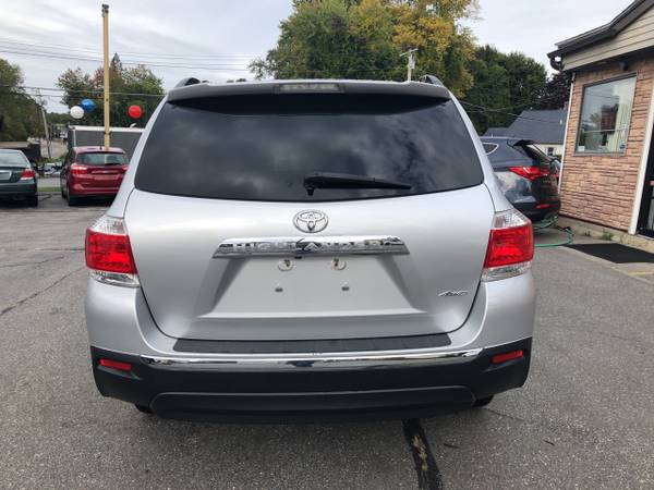 2012 Toyota Highlander LIMITED for sale in Dracut, MA – photo 11