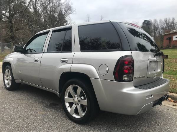 07 Chevy Trailblazer SS!! Loooow Miles!! - cars & trucks - by dealer... for sale in High Point NC 27263, NC – photo 7