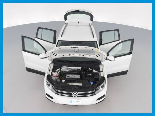 2017 VW Volkswagen Tiguan Limited 2 0T 4Motion Sport Utility 4D suv for sale in Pittsburgh, PA – photo 22