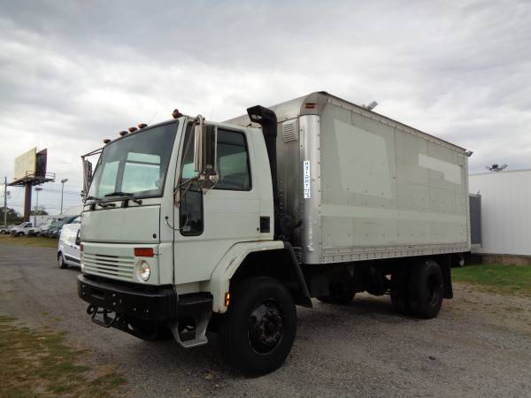 2005 STERLING SC8000 CARGO MAIL TRUCK! ALLISON TRANS, ONLY 73K MILES!! for sale in Palmyra, PA