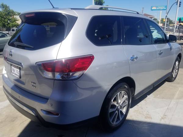 ///2013 Nissan Pathfinder//4x4//Bluetooth//Backup Camera//Must See/// for sale in Marysville, CA – photo 5