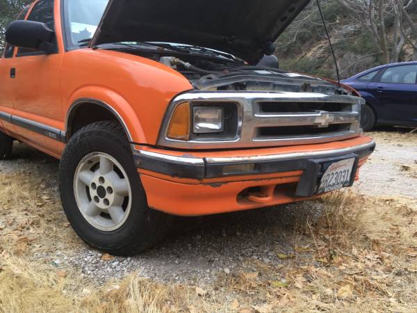 1997 Chevy S10 4x4 - cars & trucks - by owner - vehicle automotive... for sale in Greenfield, CA – photo 7