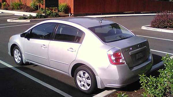 2010 Nissan Sentra with low miles for sale in Eugene, OR – photo 2