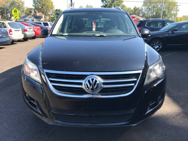 2011 VOLKSWAGEN TIGUAN 2.0T WITH 130,000 MILES for sale in Akron, IN – photo 8