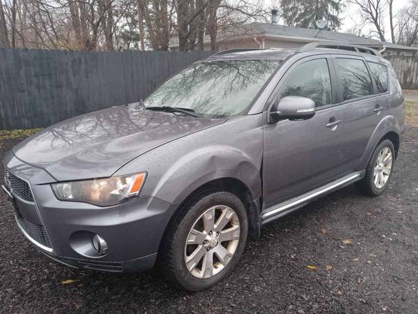 2010 Mitsubishi Outlander - cars & trucks - by dealer - vehicle... for sale in Indianapolis, IN – photo 2
