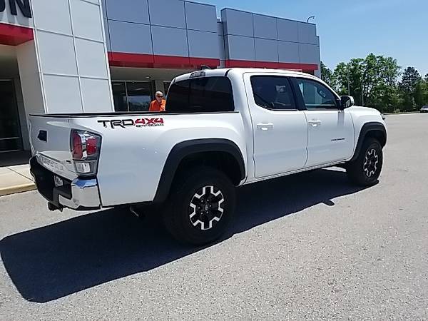 2020 Toyota Tacoma TRD Offroad - - by dealer - vehicle for sale in Clanton, AL – photo 6