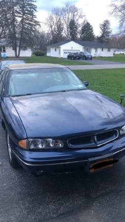1999 Pontiac Bonneville for sale in Rochester , NY – photo 2