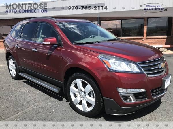 2017 Chevrolet Traverse LT - - by dealer - vehicle for sale in MONTROSE, CO – photo 3