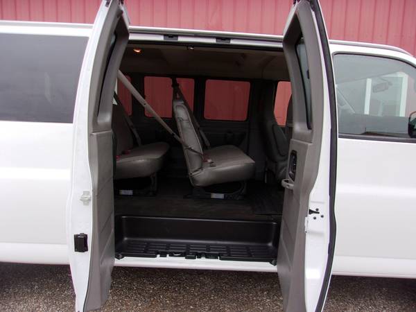 2018 Chevy Express 15 Passenger, Backup Camera! SK#WH2224 - cars &... for sale in Millersburg, OH – photo 16