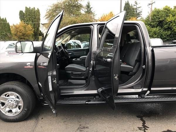 2019 RAM 2500 Diesel 4x4 4WD Truck Dodge Big Horn Big Horn Crew Cab 8 for sale in Milwaukie, OR – photo 22
