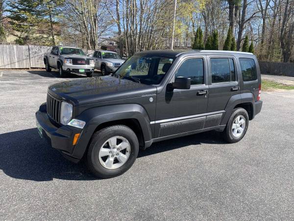 2011 Jeep Liberty Sport 4WD - - by dealer - vehicle for sale in Gorham, ME – photo 3