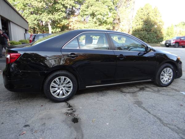 2013 Toyota Camry LE 4 Cyl Auto 1 Owner! - cars & trucks - by dealer... for sale in Londonderry, VT – photo 8