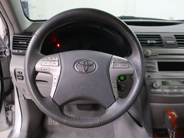 2011 Toyota Camry XLE Leather Heated Seats for sale in Caledonia, MI – photo 7