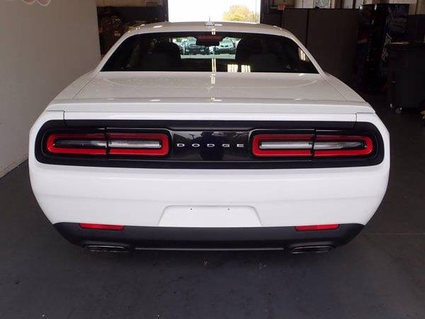 2017 Dodge Challenger R/T - coupe - cars & trucks - by dealer -... for sale in Cincinnati, OH – photo 5
