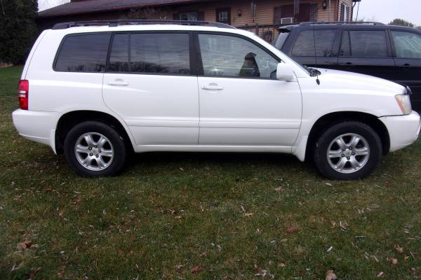 2002 Toyota Highlander (4x4) only (152k) miles - cars & trucks - by... for sale in fall creek, WI – photo 2