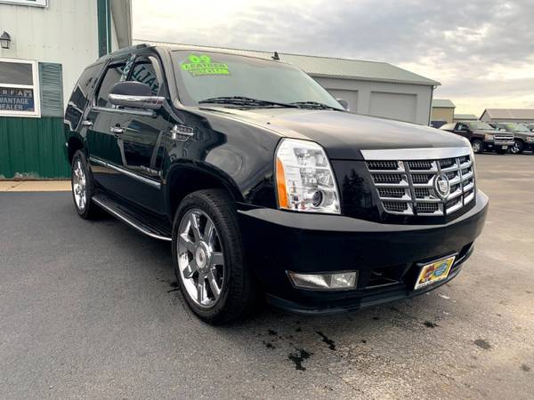 2009 Cadillac Escalade AWD - cars & trucks - by dealer - vehicle... for sale in Westmoreland, NY – photo 9