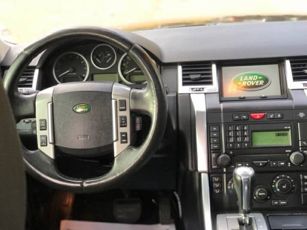 2009 Land Rover Range Rover Sport HSE 4x4 4dr SUV , black on black ,... for sale in Gladstone, WA – photo 17