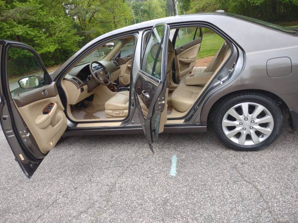 2006 Honda Accord EX-L V6 (153k miles) for sale in Raleigh, NC – photo 6