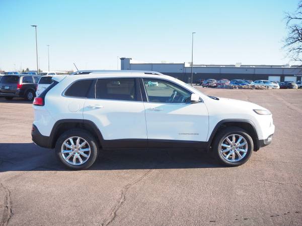 2015 Jeep Cherokee Limited - cars & trucks - by dealer - vehicle... for sale in Mankato, MN – photo 18