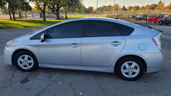 2011 Toyota Prius Three - cars & trucks - by owner - vehicle... for sale in Wilmington, CA – photo 22