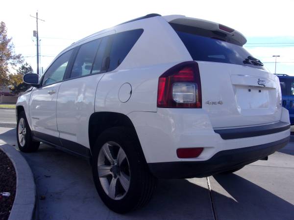 2014 JEEP COMPASS 4X4!! LOW MILES! GUARANTEED FINANCING APPROVAL! -... for sale in Reno, NV – photo 7