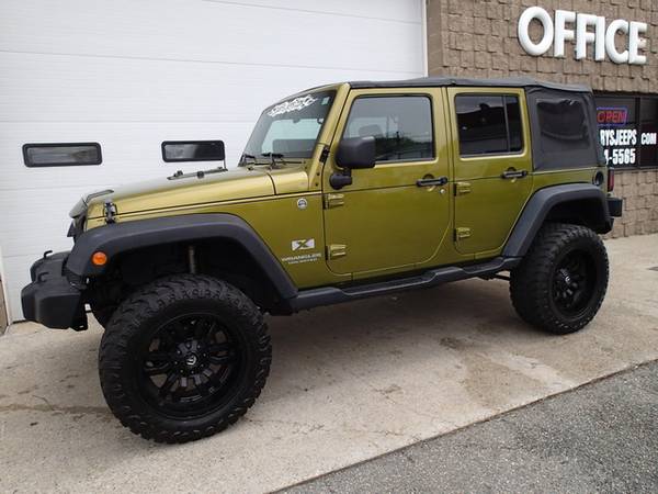 2008 Jeep Wrangler unlimited, 6 cyl, auto, 4 inch lift, SHARP! for sale in Chicopee, MA – photo 8