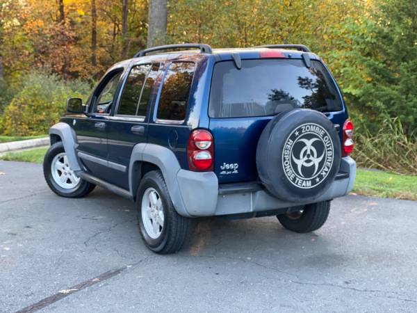 2005 JEEP Liberty Sport 4X4 - cars & trucks - by dealer - vehicle... for sale in Sterling, District Of Columbia – photo 6
