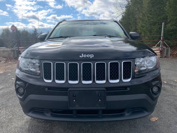 2017 Jeep Compass 4x4 Runs Looks Great! priced to sell! - cars & for sale in Salisbury, MA – photo 2