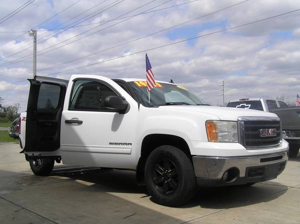 SOLD ! 2010 GMC SIERRA SLE CREW CAB 4X4 (2 OWNER) - cars & for sale in Vandalia, OH – photo 4