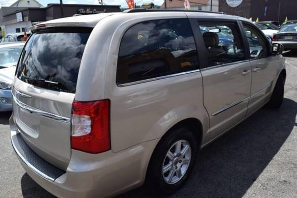 *2013* *Chrysler* *Town Country* *Touring 4dr Mini Van* for sale in Paterson, CT – photo 23
