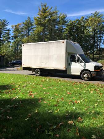 2005 Chevy Express Van w translucent roof, pull out ramp & shelving for sale in Gloucester, MA – photo 8