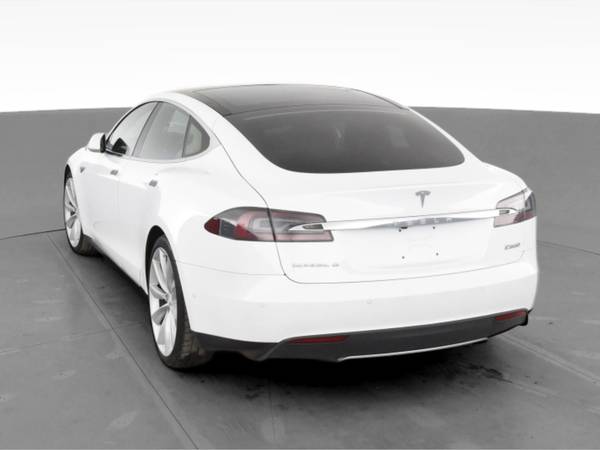 2016 Tesla Model S P90D Sedan 4D sedan White - FINANCE ONLINE - cars... for sale in Chicago, IL – photo 8