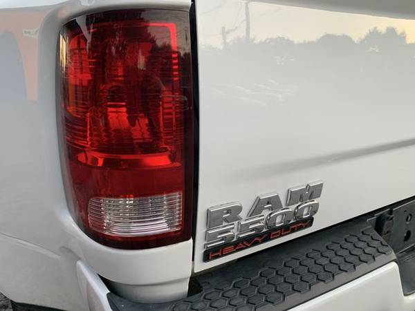 2013 Ram 5500 Crew Cab 4X4 LONG BED - Financing Available! - cars &... for sale in Tampa, GA – photo 8