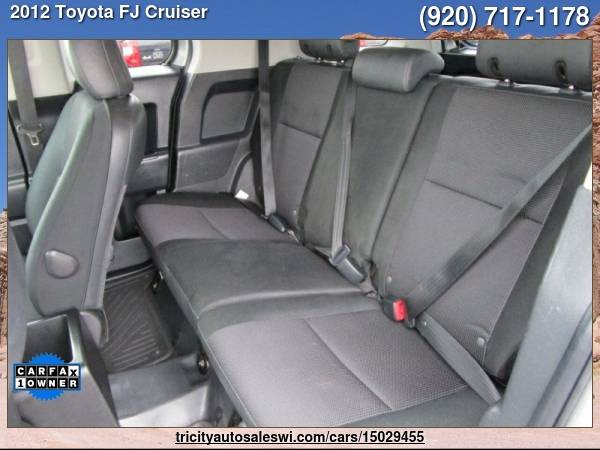 2012 TOYOTA FJ CRUISER BASE 4X4 4DR SUV 5A Family owned since 1971 for sale in MENASHA, WI – photo 20