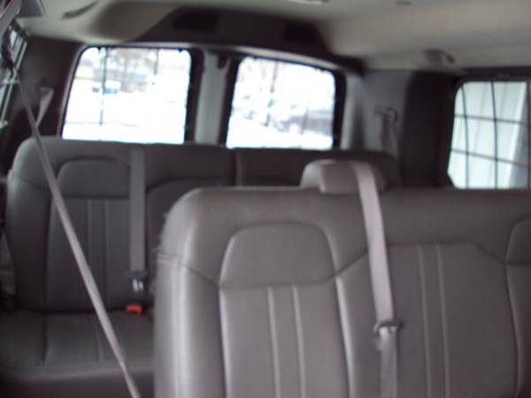 2011 Chevrolet Express Passenger 2500 135 1LS 4X4 QUIGLEY 12... for sale in waite park, ND – photo 9