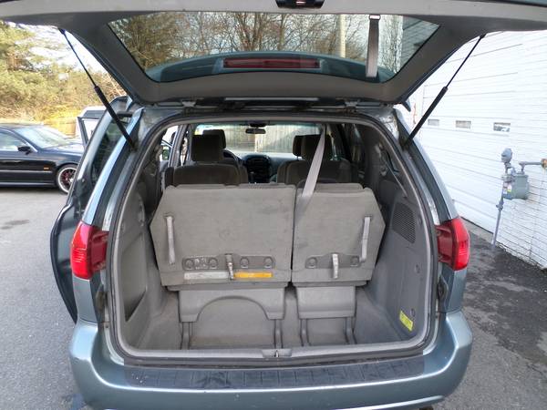 2004 TOYOTA SIENNA 3 3L In excellent condition - - by for sale in Stewartsville, PA – photo 13