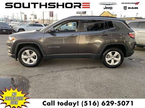 2017 Jeep Compass Latitude SUV - cars & trucks - by dealer - vehicle... for sale in Inwood, NY – photo 8