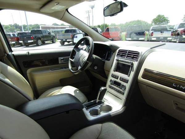 2010 *Lincoln* *MKX* *FWD 4dr* Gold Leaf Metallic for sale in Omaha, NE – photo 10