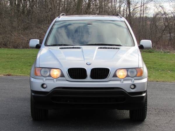 2002 BMW X5 3.0i - NEWER TIRES! - cars & trucks - by dealer -... for sale in Jenison, MI – photo 2