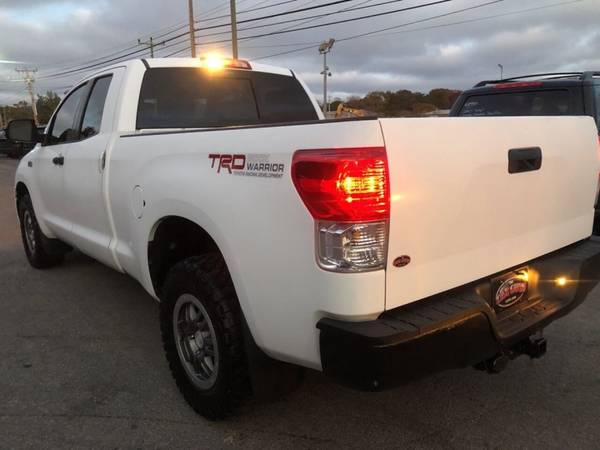 2011 Toyota Tundra Grade 4x4 4dr Double Cab Pickup SB (5.7L V8) < for sale in Hyannis, RI – photo 7
