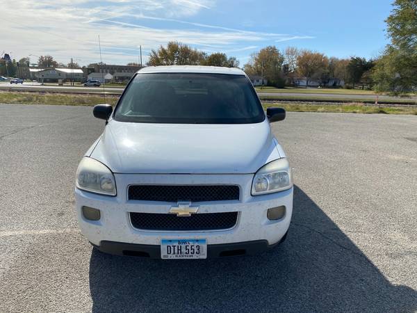 2006 Chevy Uplander - cars & trucks - by owner - vehicle automotive... for sale in Waterloo, IA – photo 4