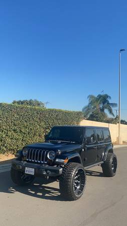 2018 Jeep Wrangler Sahara 4x4 - cars & trucks - by owner - vehicle... for sale in La Mirada, CA – photo 4