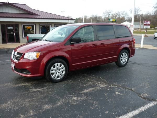 2016 Dodge Grand Caravan SE - cars & trucks - by dealer - vehicle... for sale in Peoria, IL – photo 4