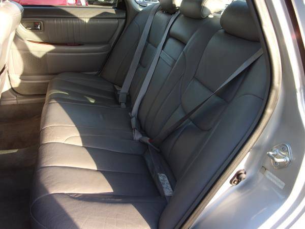 2002 TOYOTA AVALON LEATHER SEATS - - by dealer for sale in Modesto, CA – photo 8
