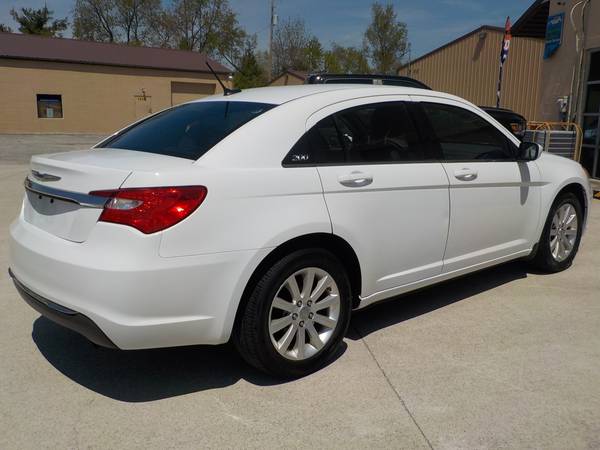 2013 Chrysler 200 Touring - - by dealer - vehicle for sale in Groveport, OH – photo 4