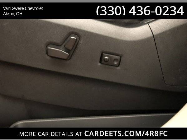2014 Chrysler Town & Country Touring, Billet Silver Metallic Clearcoat for sale in Akron, OH – photo 9