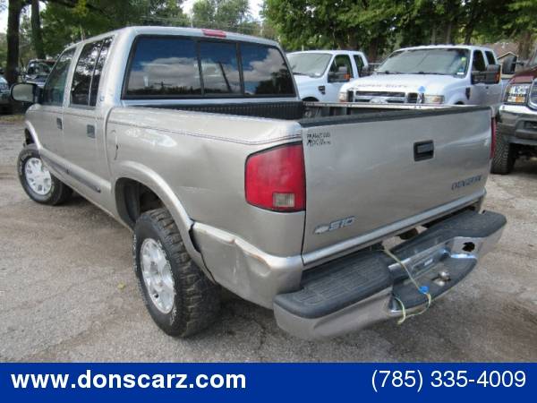 2002 Chevrolet S-10 Crew Cab 123 WB 4WD LS for sale in Topeka, KS – photo 3