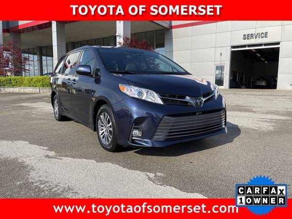2020 Toyota Sienna Xle - - by dealer - vehicle for sale in Somerset, KY – photo 2